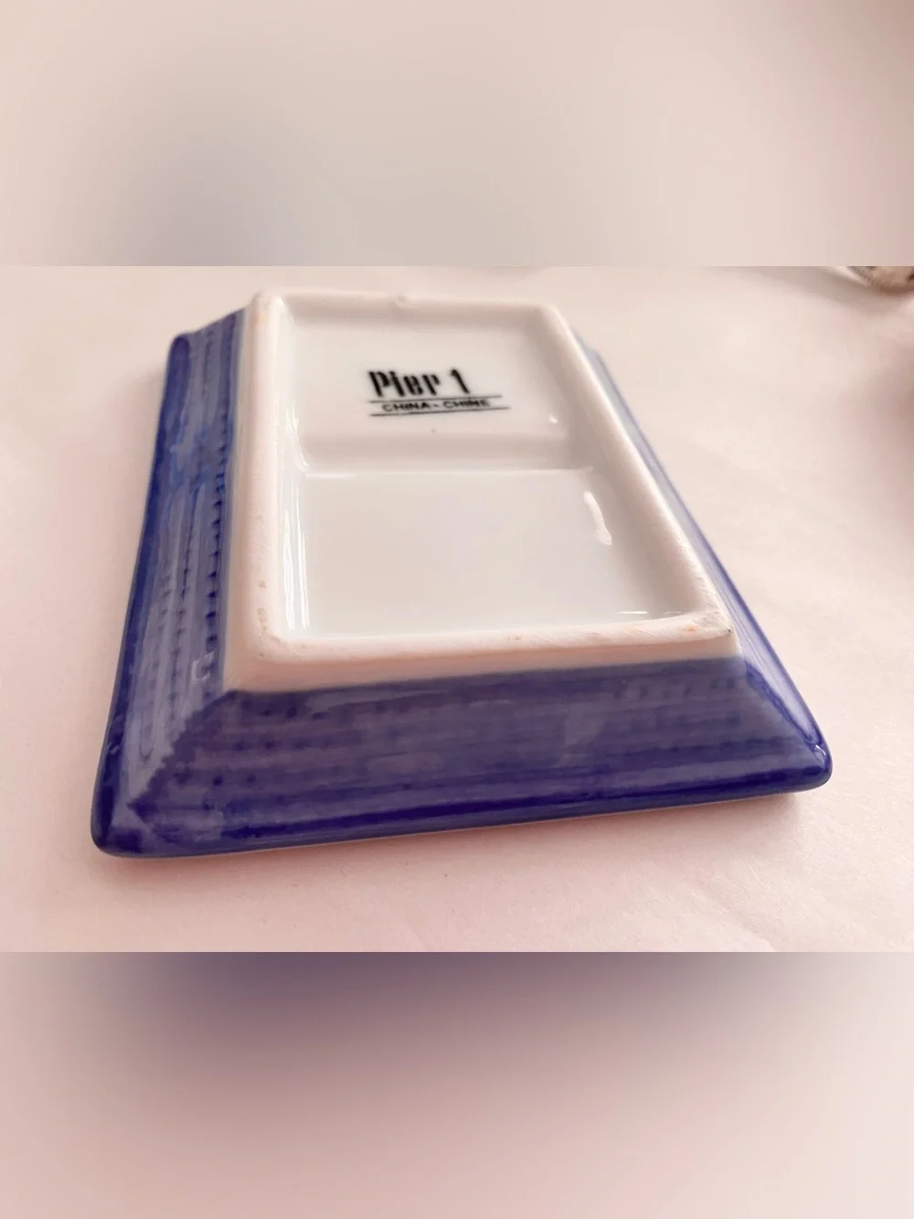 Pier 1 Vintage 1990s Divided Condiment or Olive Dish. EUC. No Chips or stains.